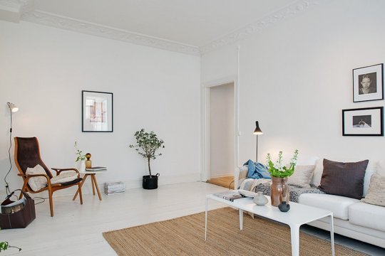 http://www.apartmenttherapy.com/your-homes-negative-space-what-it-is-and-how-to-use-it-to-your-advantage-203207